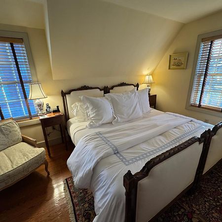 Bed and Breakfast The 1708 House Southampton Exterior foto