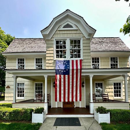 Bed and Breakfast The 1708 House Southampton Exterior foto