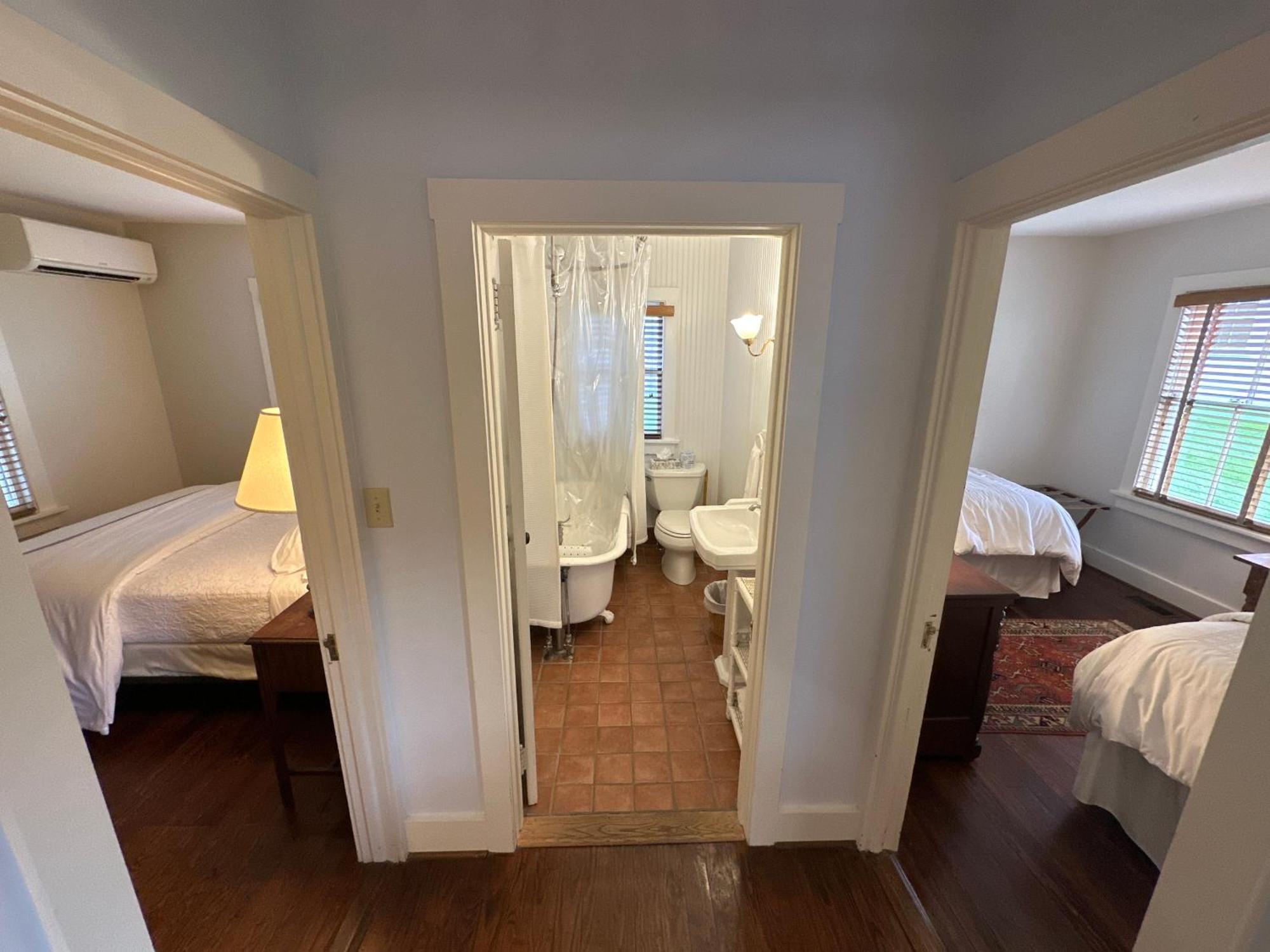 Bed and Breakfast The 1708 House Southampton Exterior foto