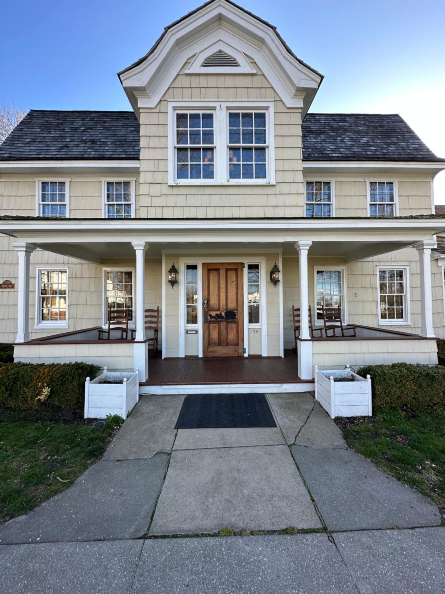 Bed and Breakfast The 1708 House Southampton Exterior foto
